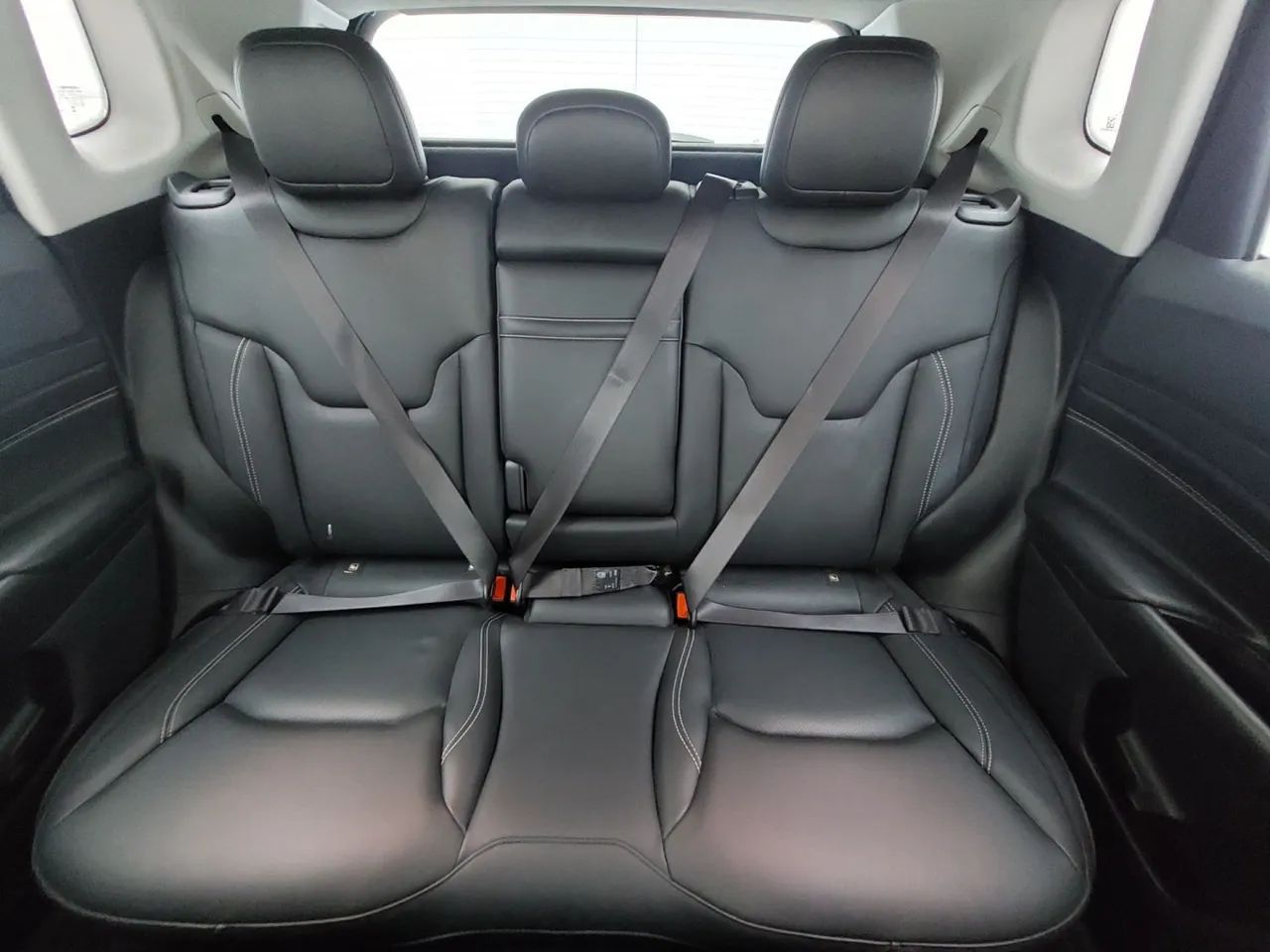 Jeep Compass LONG. T270 1.3 TB 4x2 Flex Aut., foto 18 de 18