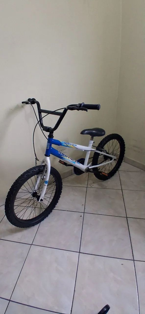 Bicicleta infantil aro 20 - Foto 3