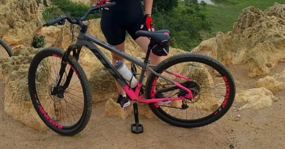 Bicicleta  - Foto 3