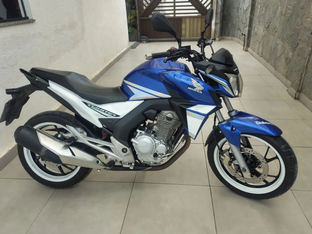 Moto cb 250