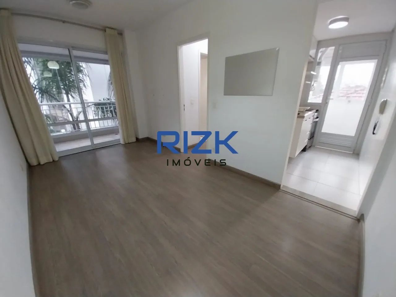 Apartamento para alugar na Aclimação