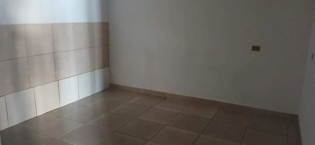 Alugo barracão com ótima localização  - Foto 5