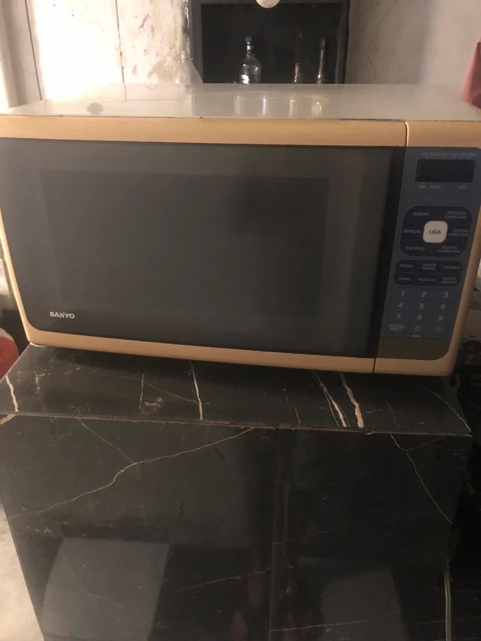Micro-ondas Sanyo EM-804 TGR - Funcionando Perfeitamente - Foto 2