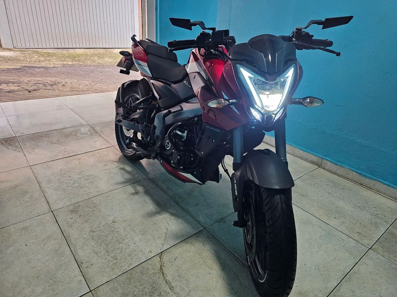 Bajaj dominar 160c