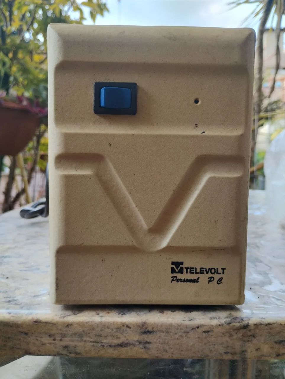 Estabilizador televolt personal PC