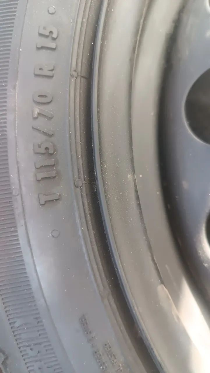 Pneu 15 aro 15 para venda ou troca ,troco aro de ferro 14 da Fiat  de Palio  - Foto 2
