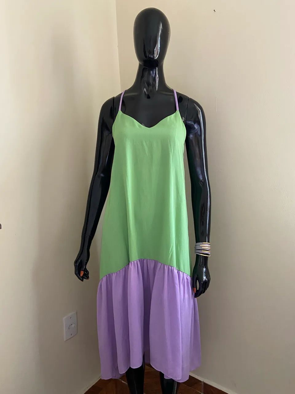 Vestido bicolor amarração nas costas  - Foto 4