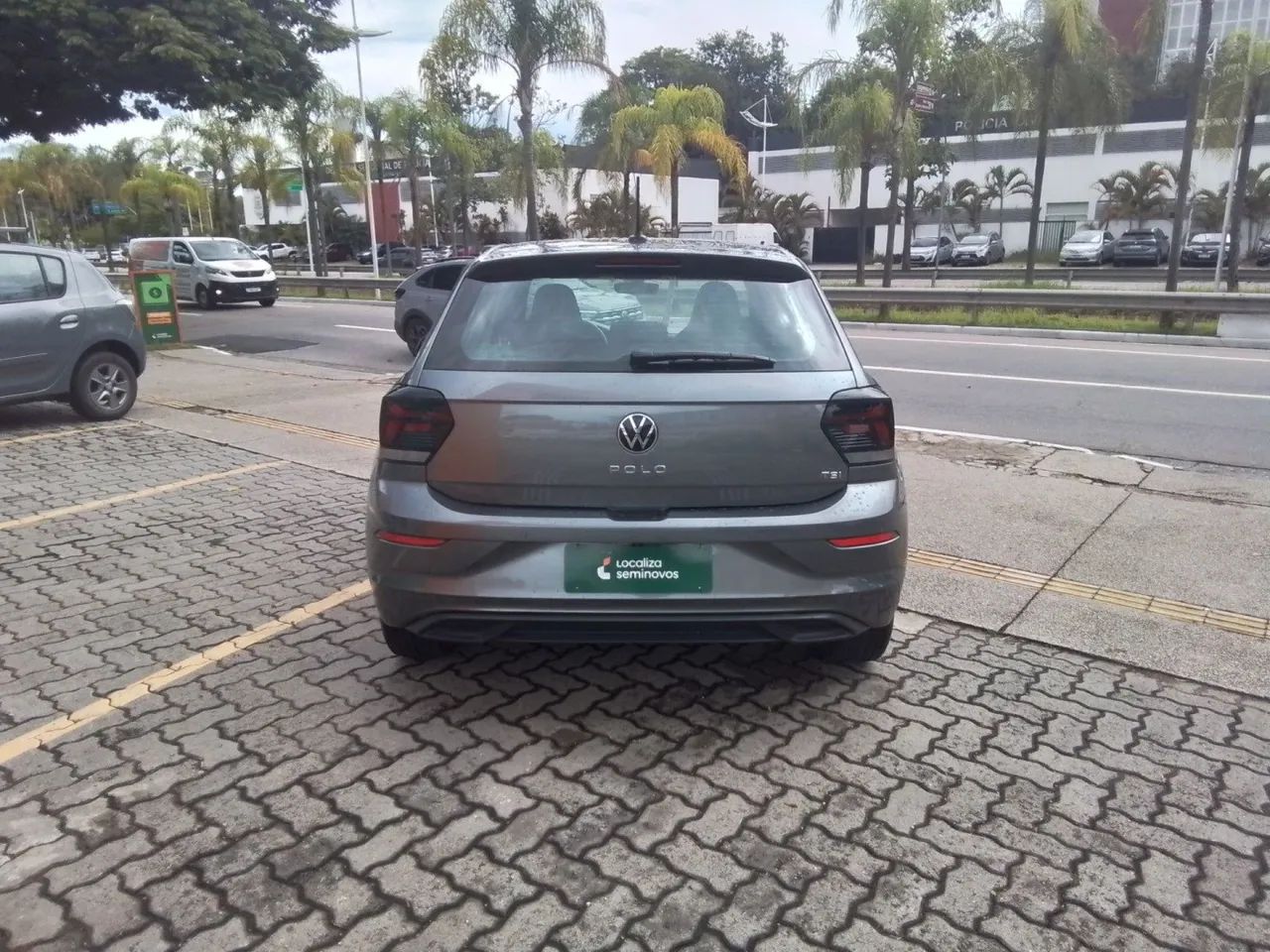 Volkswagen Polo Highline 170 TSI 1.0 Flex 12V Aut., foto 4 de 10
