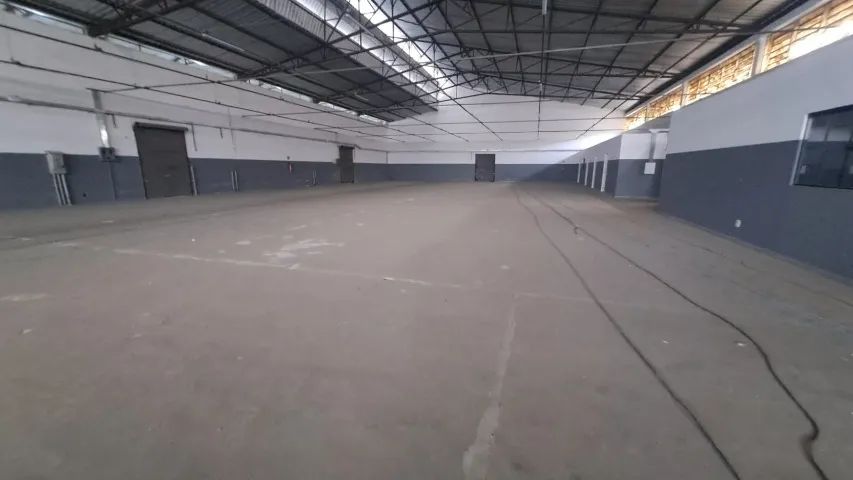 GALPÃO 1.100m² no Distrito Industrial - Foto 2
