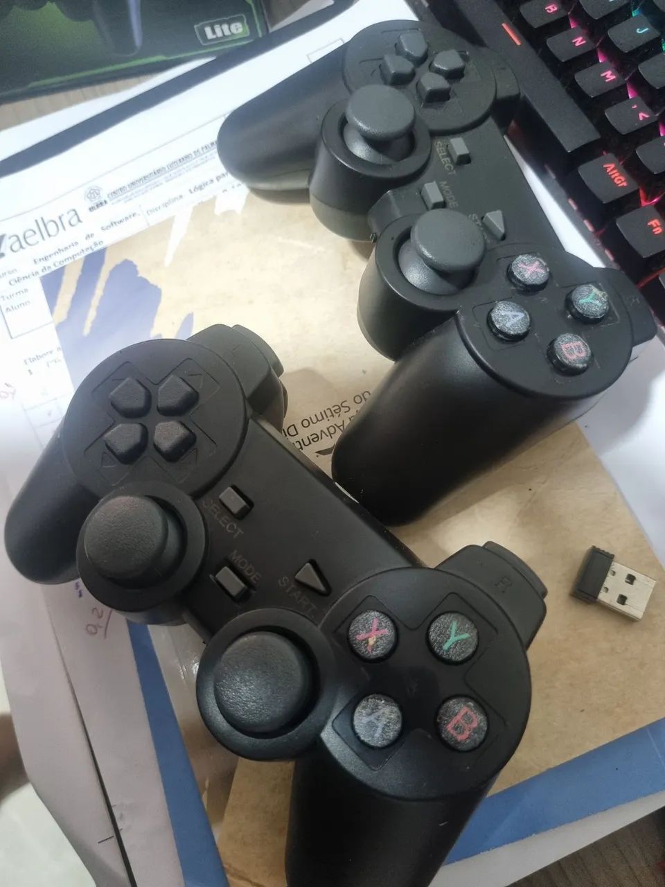 Controles genéricos de ps2 wireless  - Foto 2