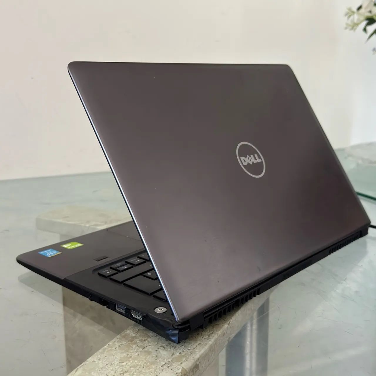 NOTEBOOK DELL INTEL CORE i5, PLACA DE VÍDEO, BATERIA BOA, PEGAR E USAR!