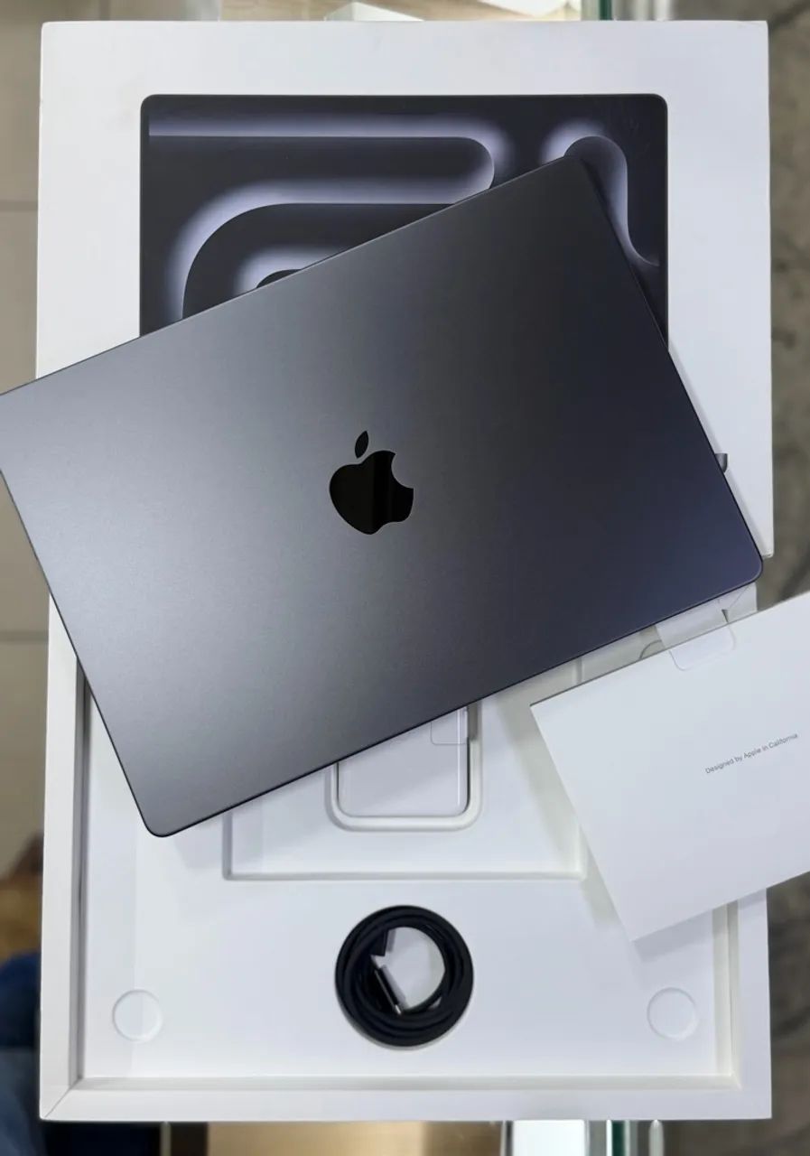 Macbook pro m4 14 polegadas 16gb / 512gb saude da bateria 100% LOJA FÍSICA ( 16 / 512 )