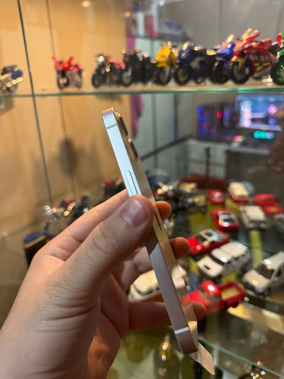 iPhone 13 novo  - Foto 4