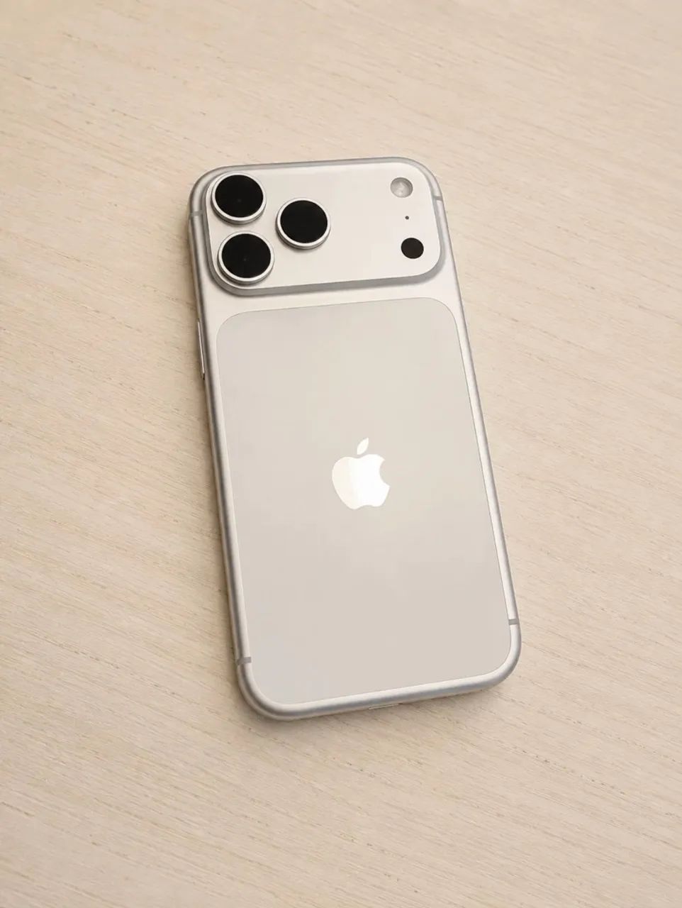IPHONE 17 PRO MAX IMPECÁVEL 
