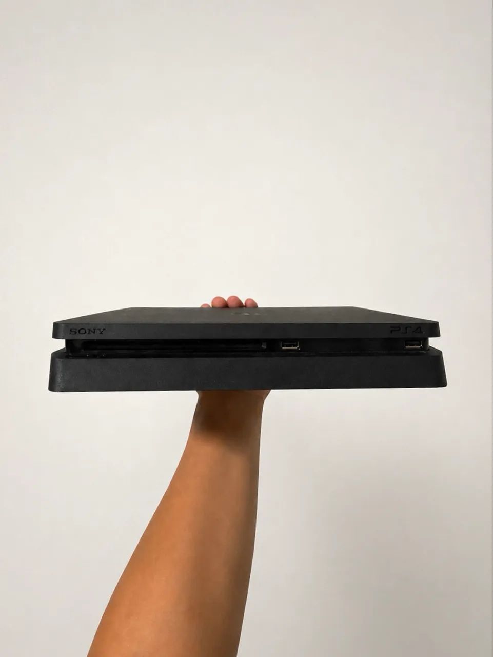 PLAYSTATION 4 1TB SLIM - Foto 3
