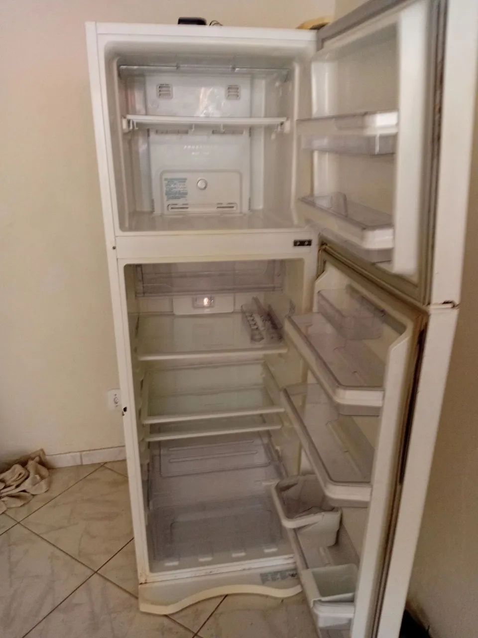 Geladeira eletrolux