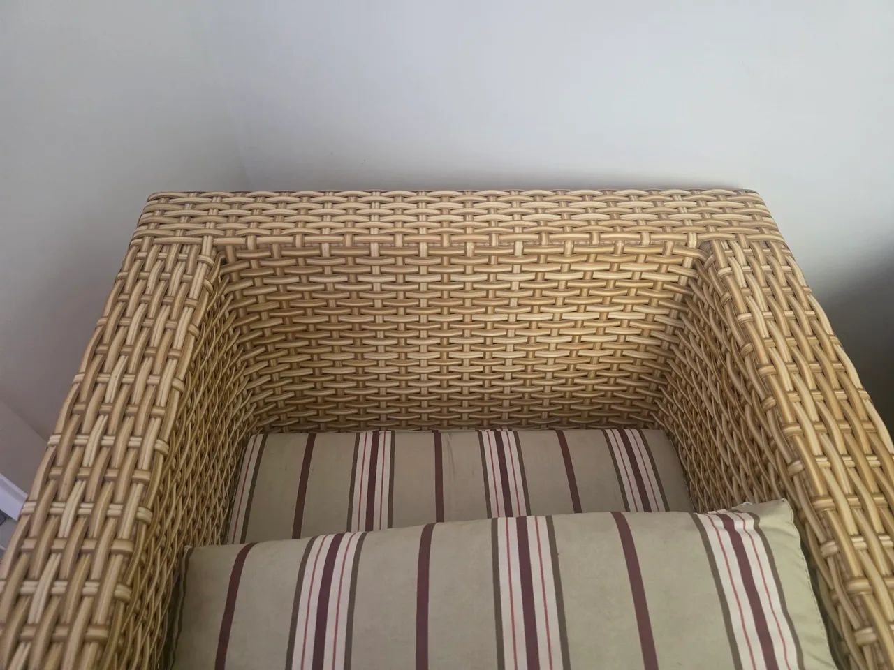 Poltrona VIME com almofadas + Puff  - Foto 3