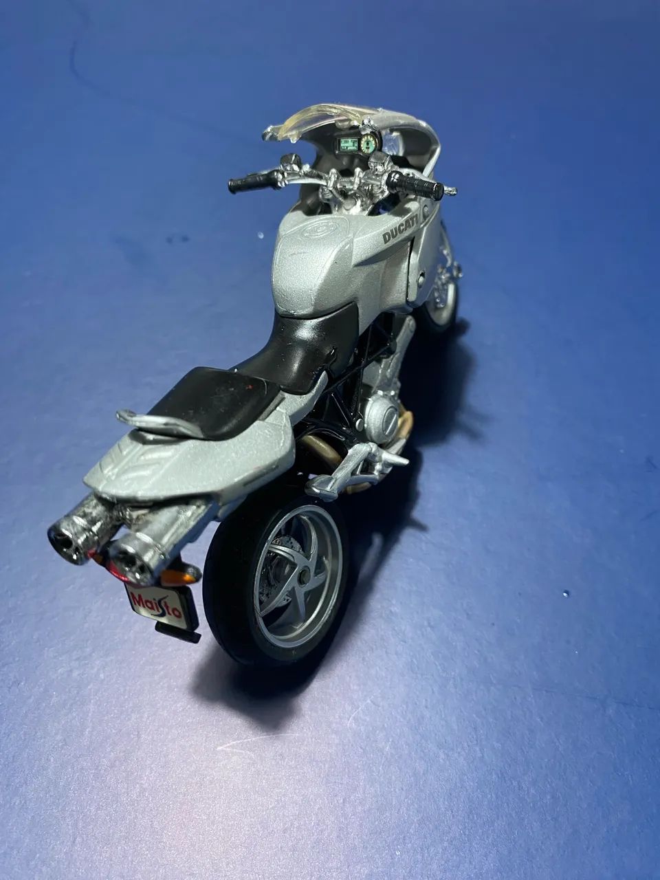 Vendo miniatura de moto - Foto 3