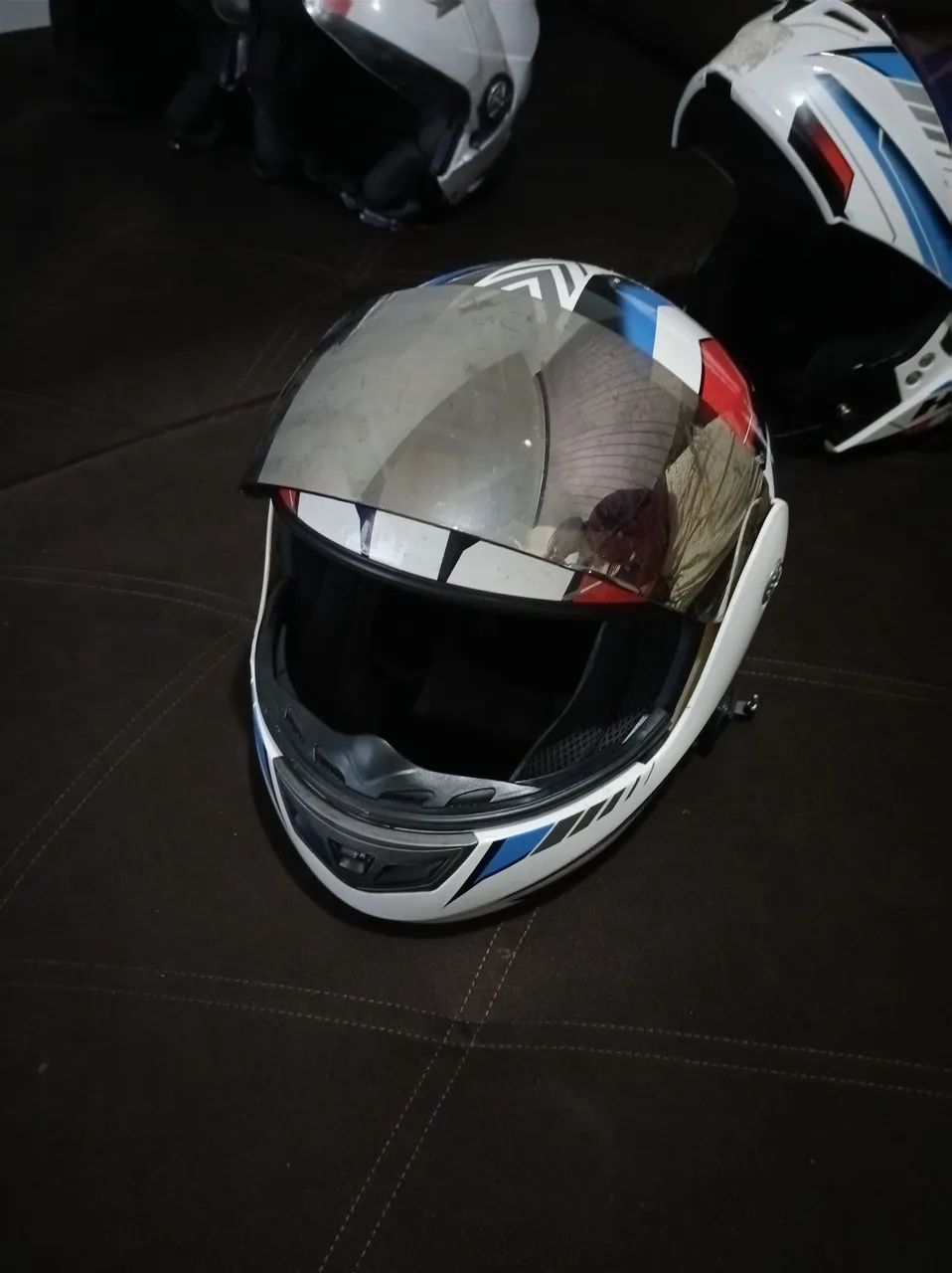 Capacete helt