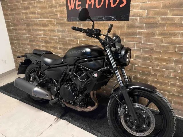 Kawasaki Eliminator 2025 - Foto 4
