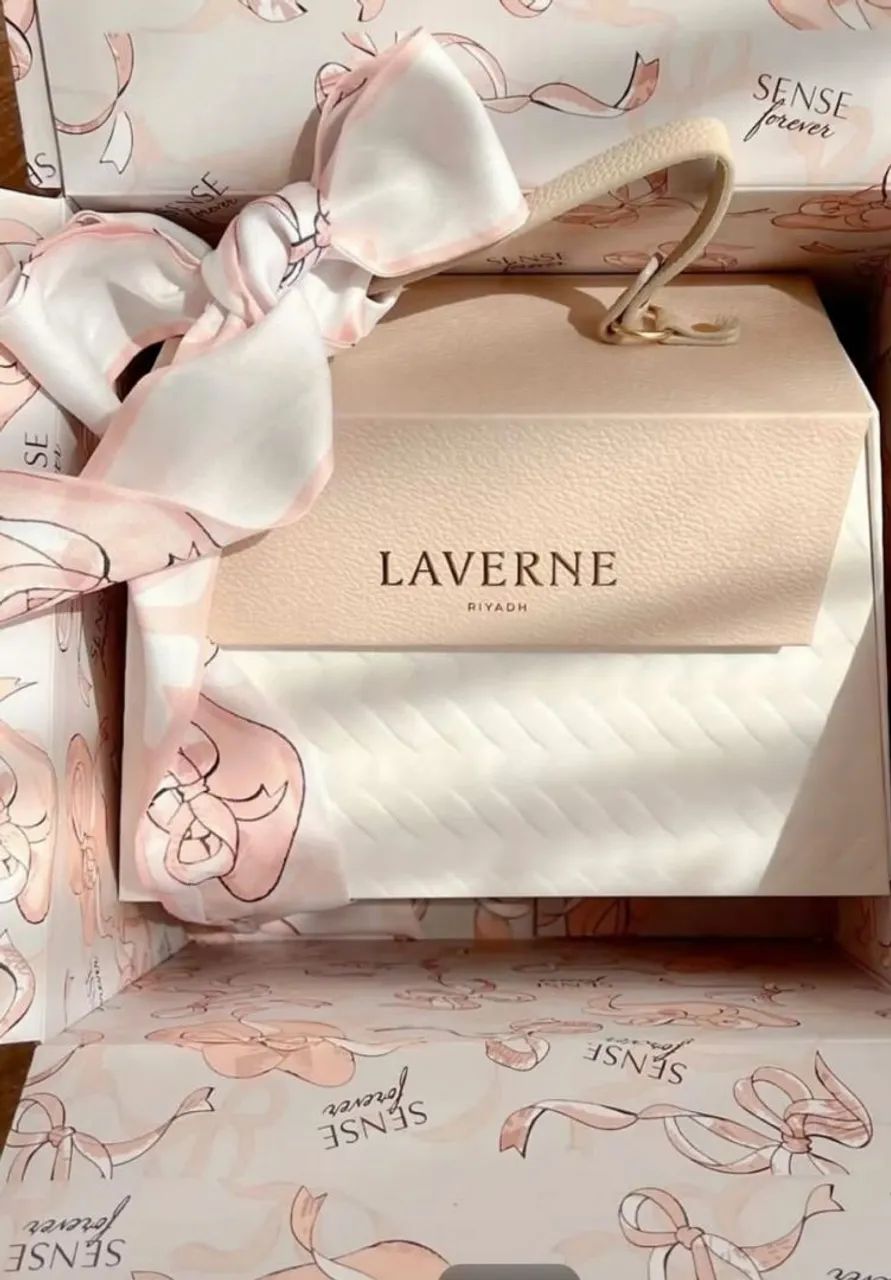 Perfume Laverne Riyadh  - Foto 2