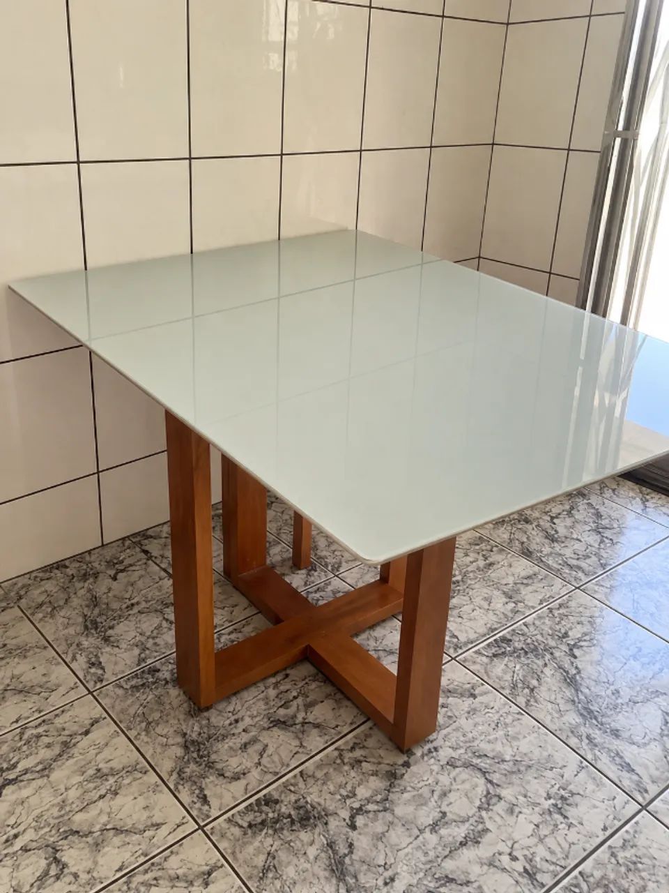 Mesa de jantar retangular 