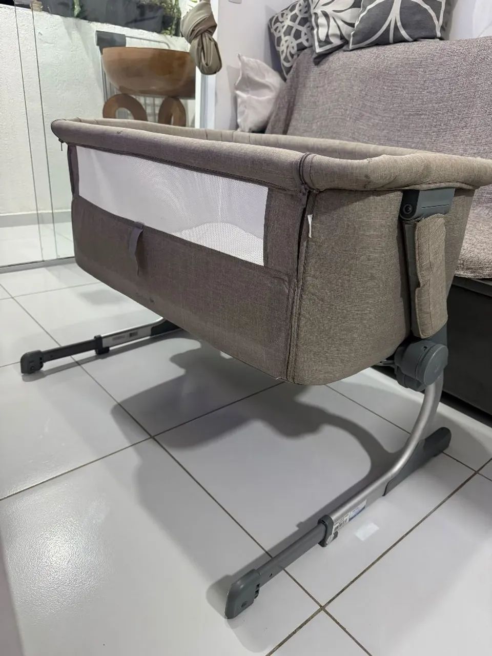 BERÇO MÓVEL ACOPLA NA CAMA