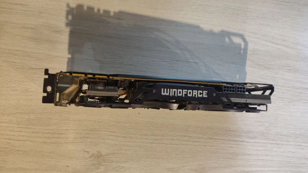 Geforce GTX970 - Windforce 3 - Foto 3