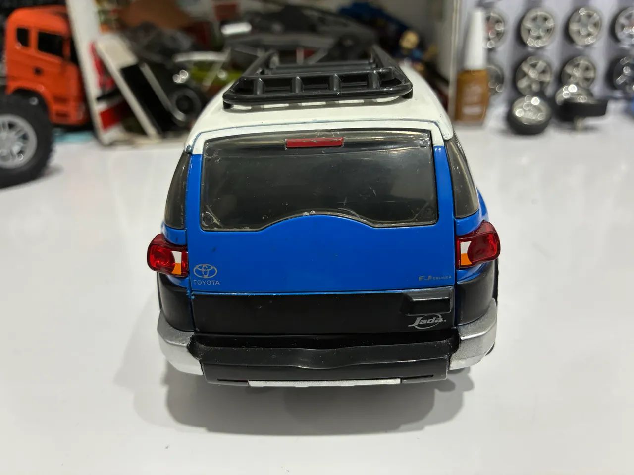 Miniatura Toyota FJ cruiser - Hobbies e coleções - Vila Santa