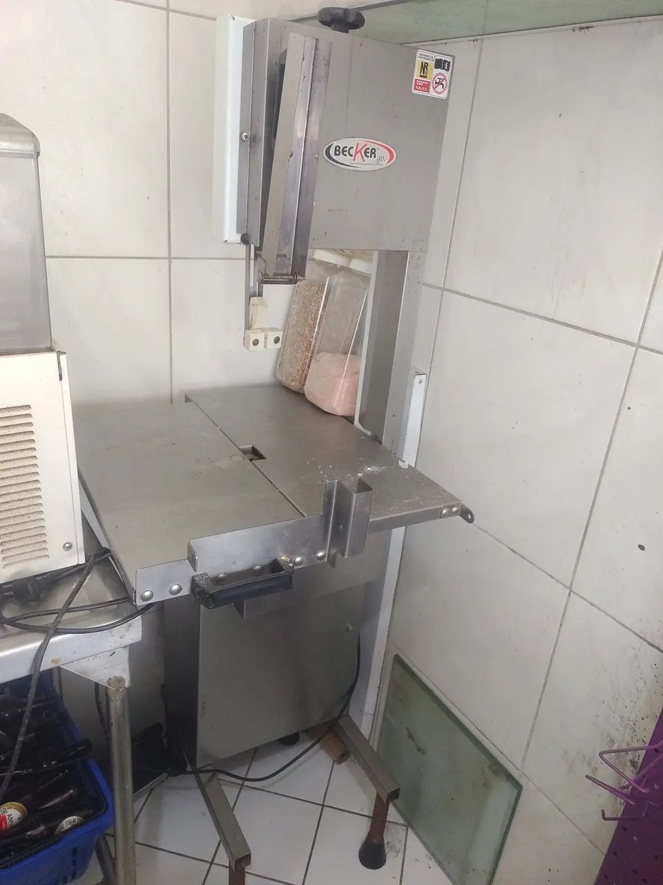 Expositor de carne, serra e moedor  - Foto 3