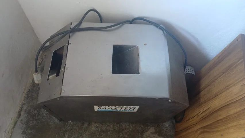Máquina de caldo de cana seminova 