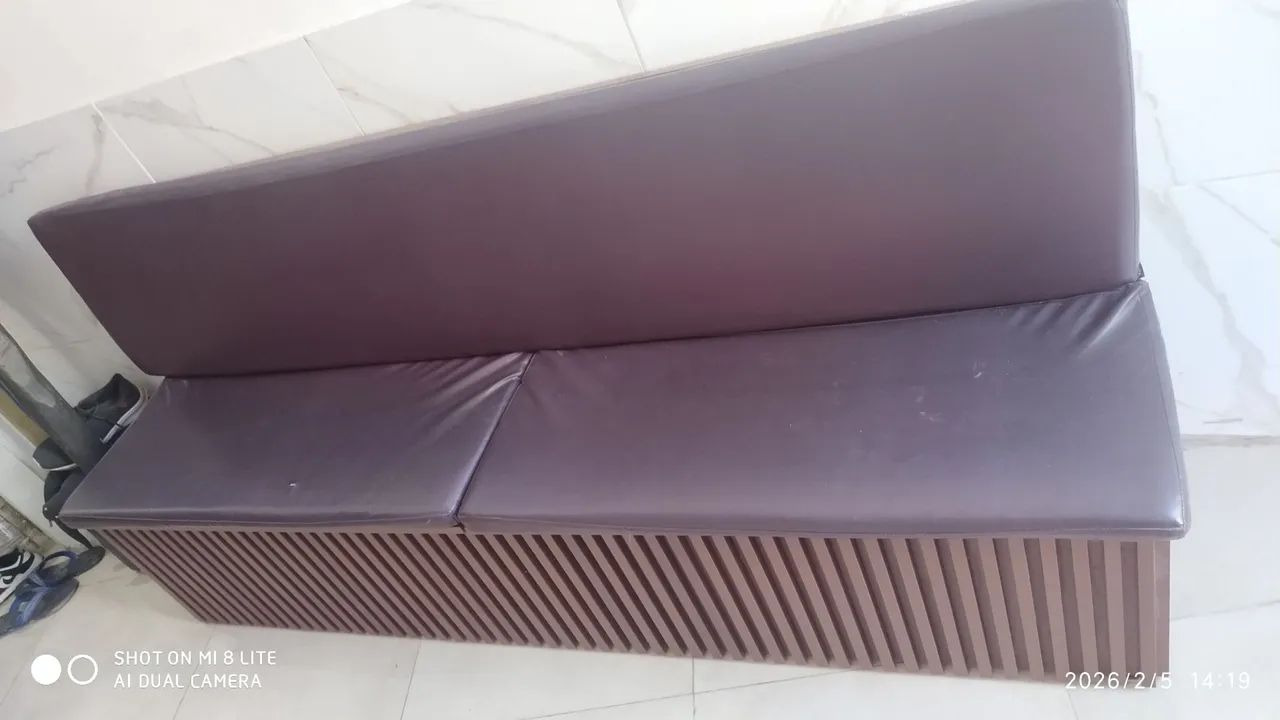 Sofá bau de madeira  - Foto 2