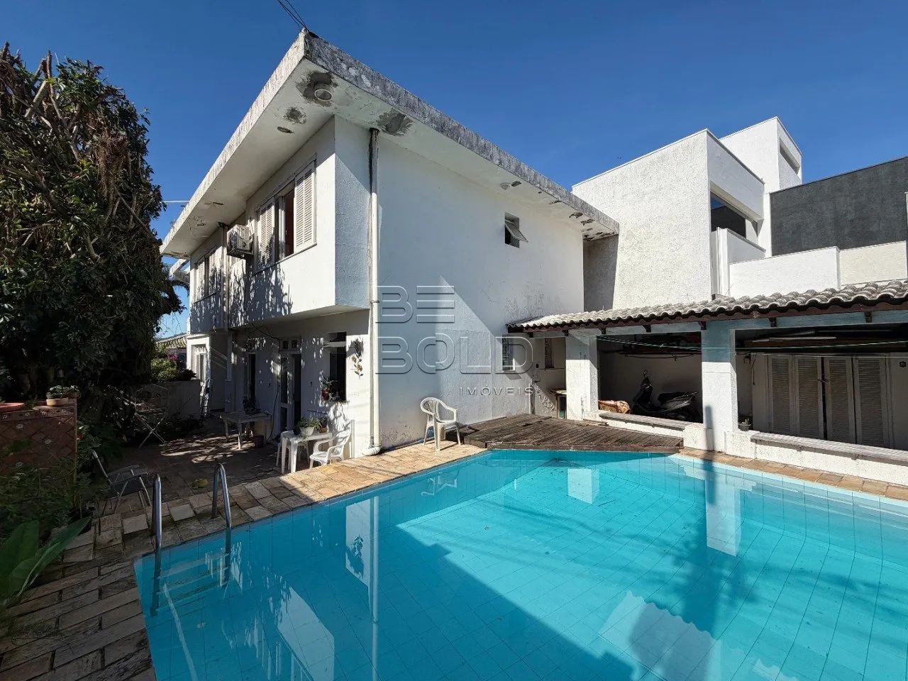 Casa 3 suítes em Coqueiros