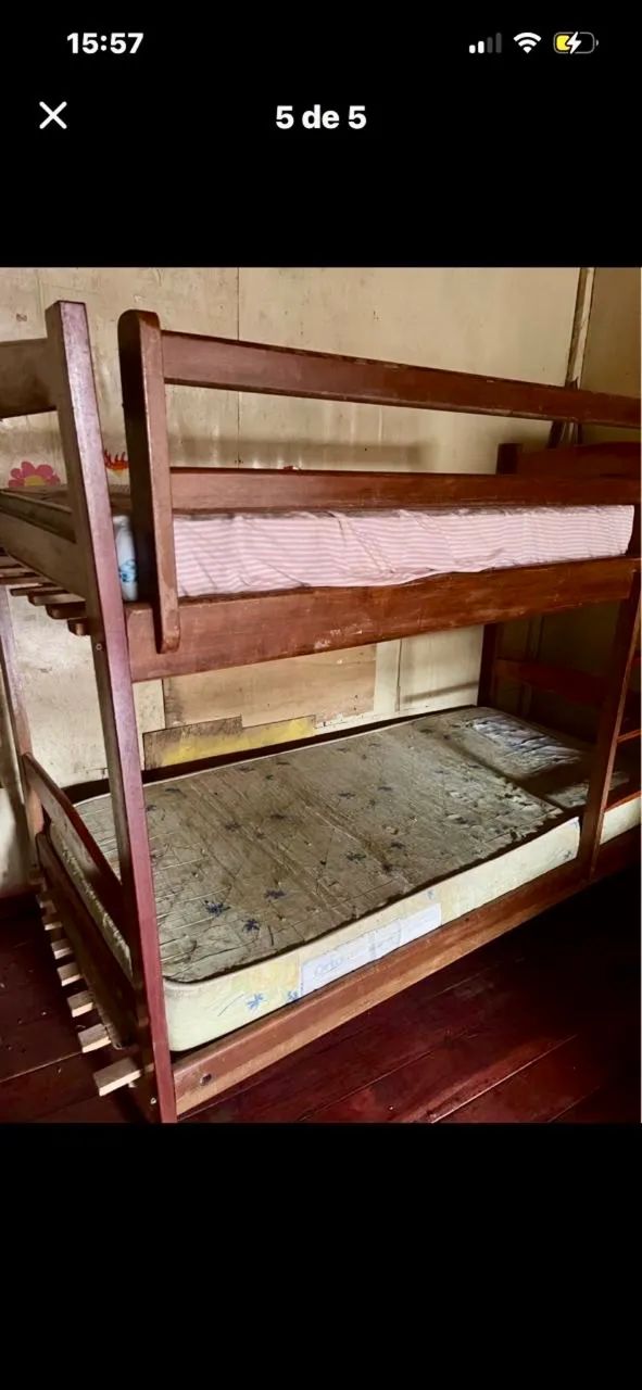 Beliche com dois colchões 