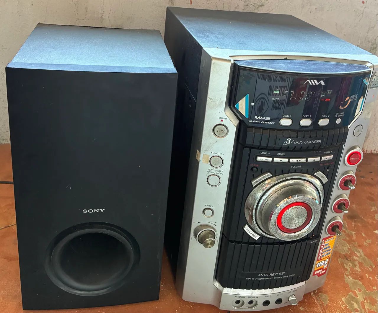 Rádio ? caixa de som 