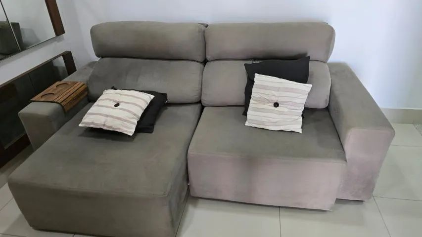 SOFÁ RETRÁTIL SUEDE CINZA