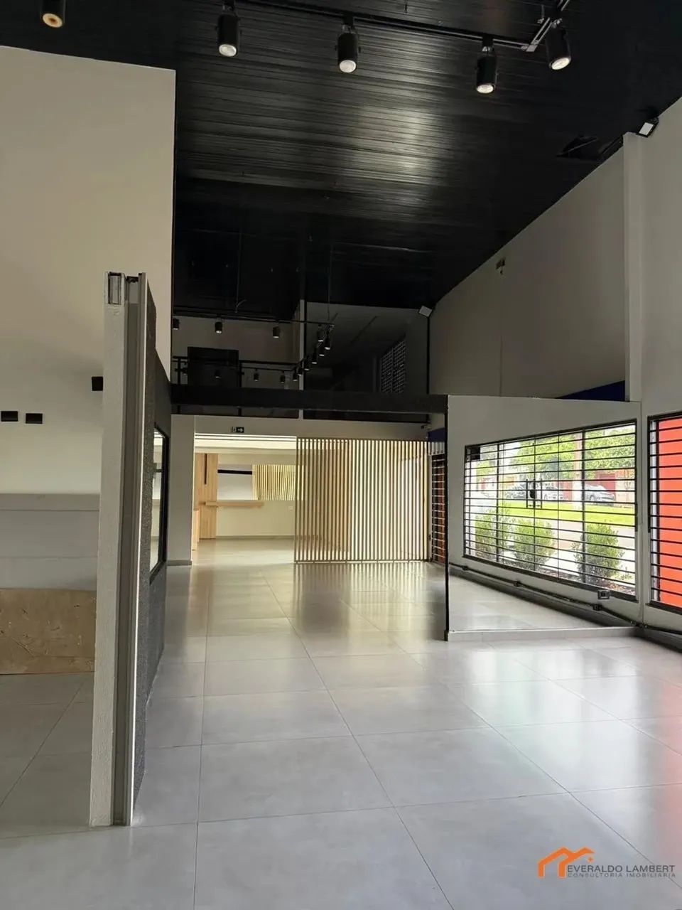 LOJA COMERCIAL NOVA | MOBILIADA | PROX. AO LAGO IGAPÓ. - Foto 4