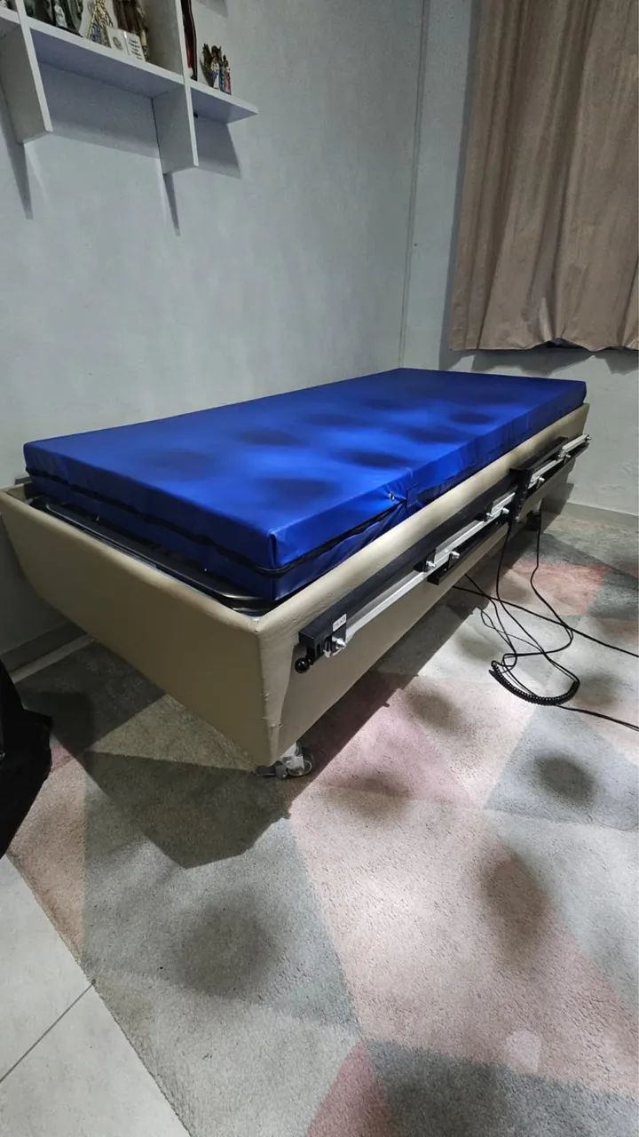 Cama motorizada 3 movimentos com pouquíssimo uso  - Foto 2
