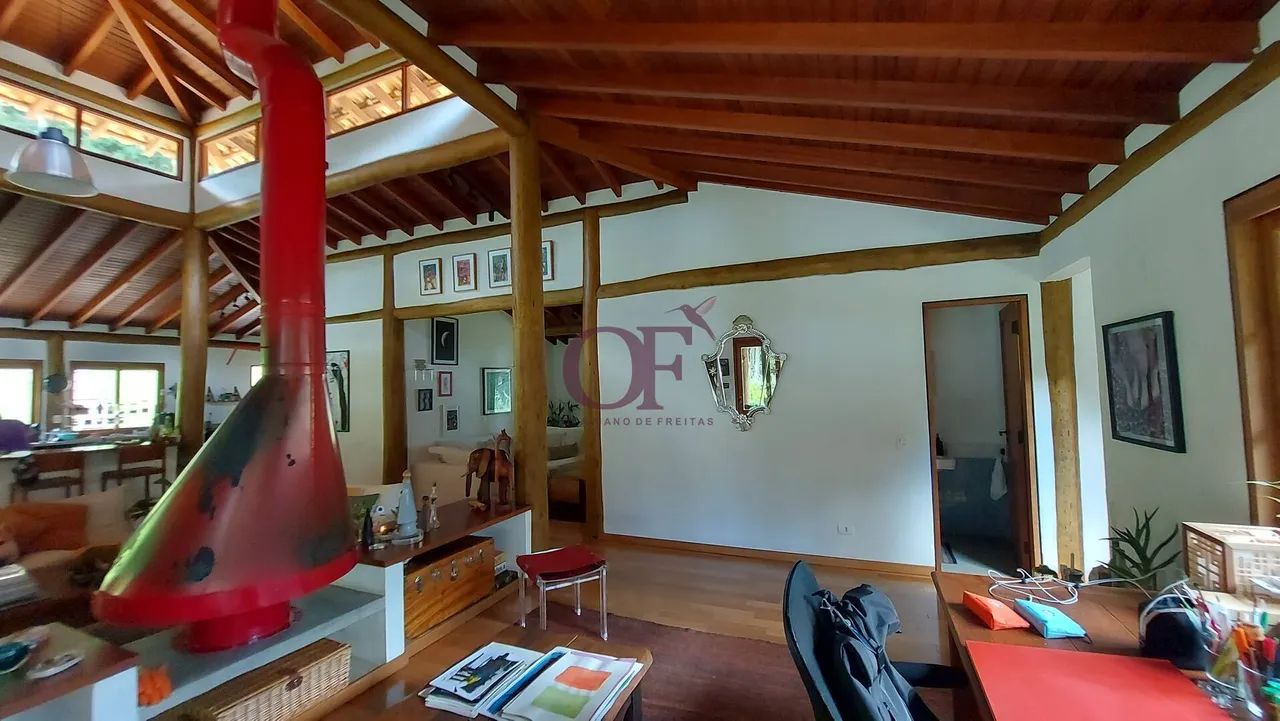 Condomínio Fazenda Campo Verde, Caxambu: Casa de Alto Padrão com 4 Suítes, Piscina e 331m² - Foto 4