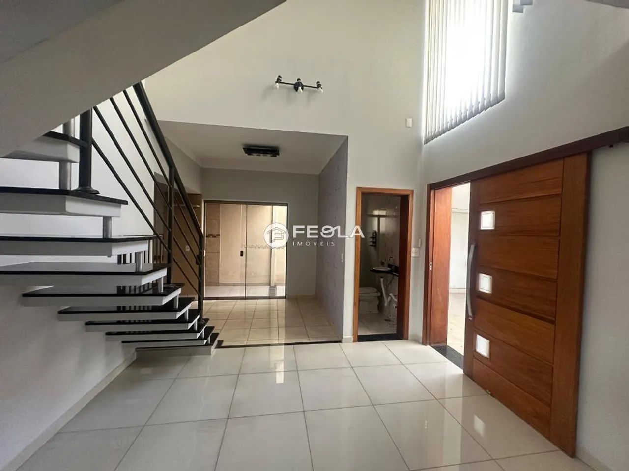 Casa à venda em Nova Odessa, Centro, com 2 quartos, com 180 m² - Foto 2