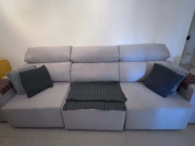 Lindo sofá de  2,90 mt - Foto 2