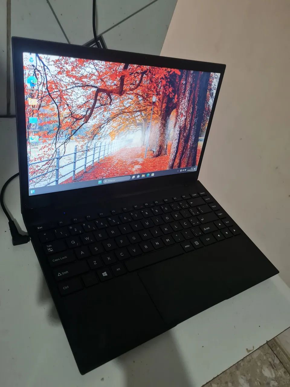i3 SSD 120 GB ótimo pra DJ e estudar 