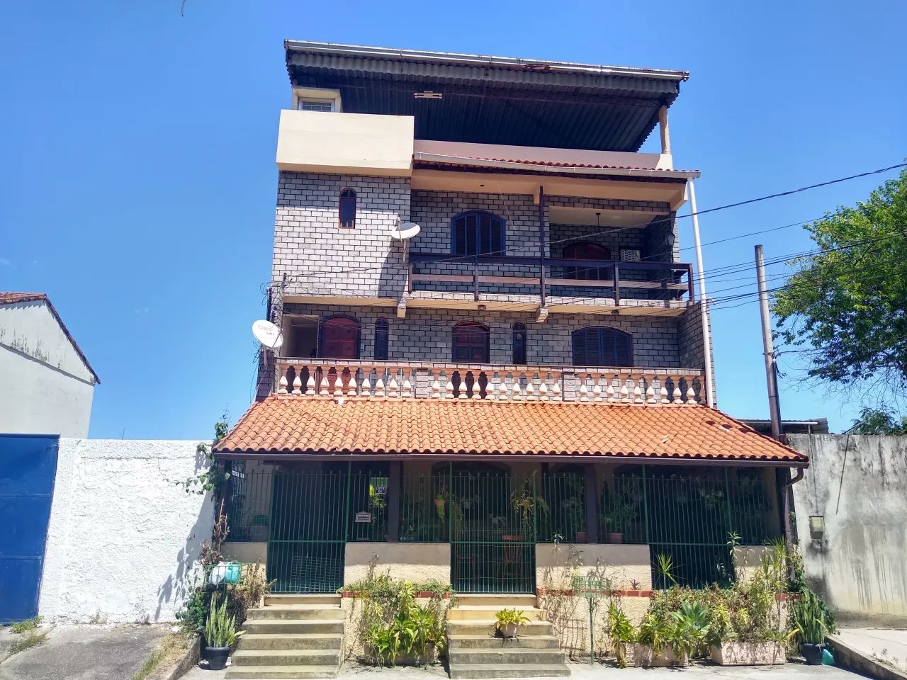 2 Prédios com 5 Imóveis Independentes - Próx. a Est. da Caroba - RGI - Foto 2