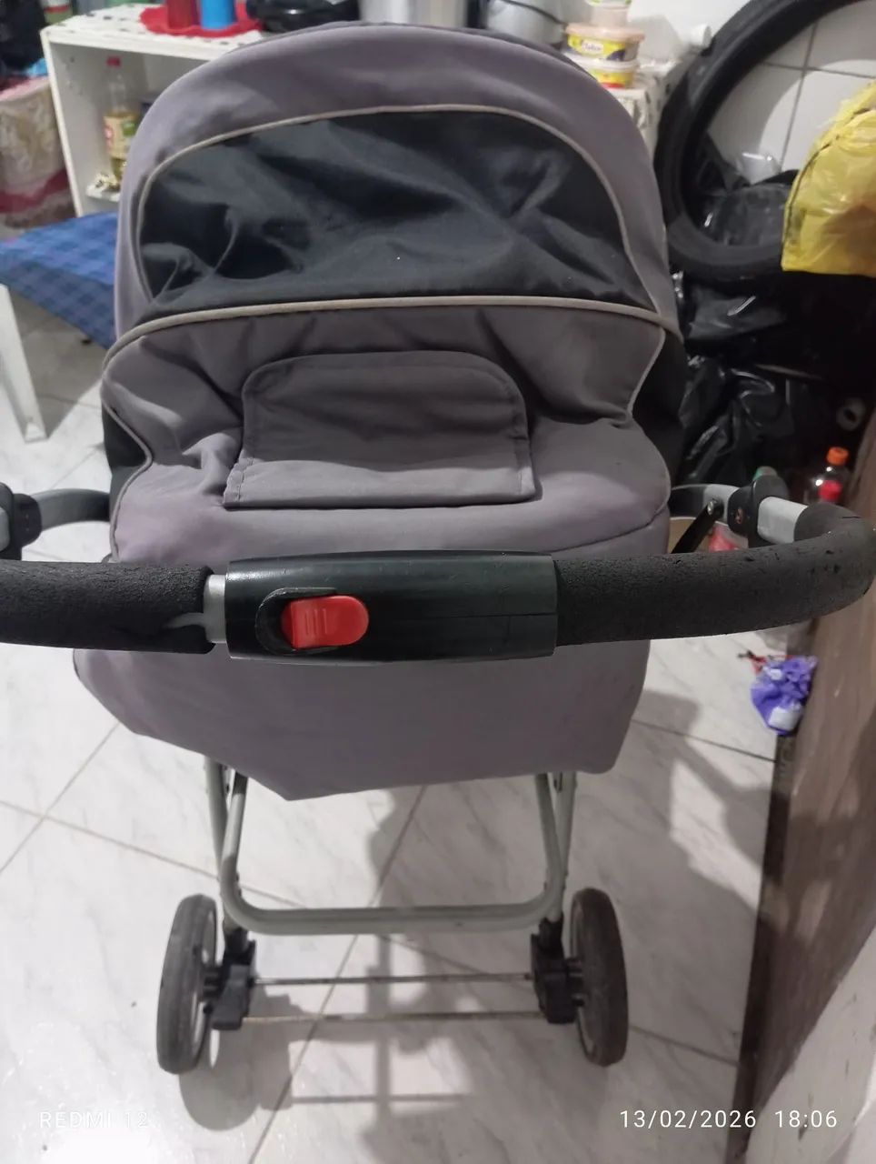 Vendo carinho de bebê usando  - Foto 2