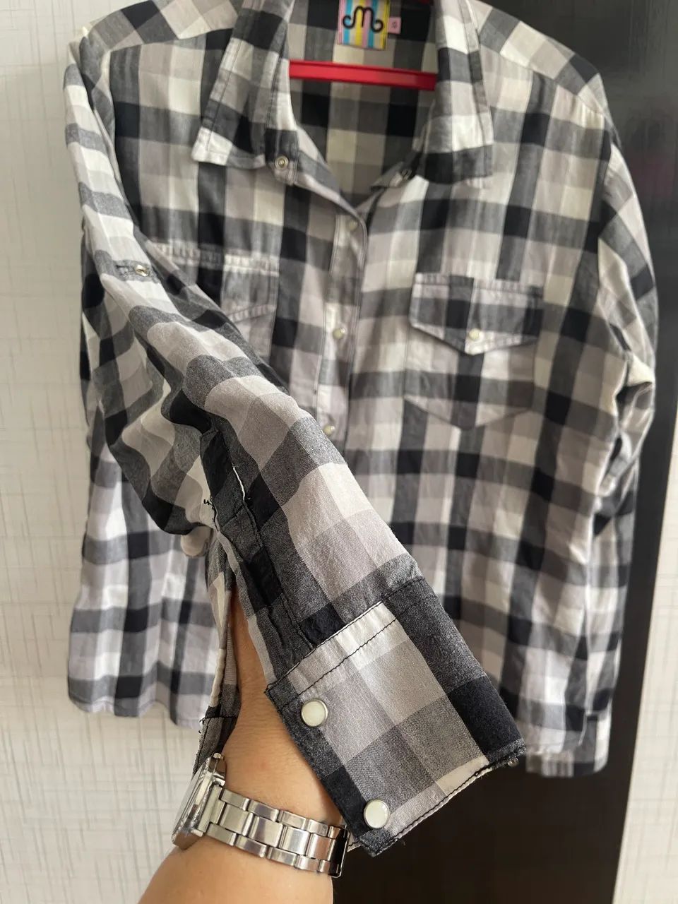 Blusa Xadrez Preto e branco. - Foto 4