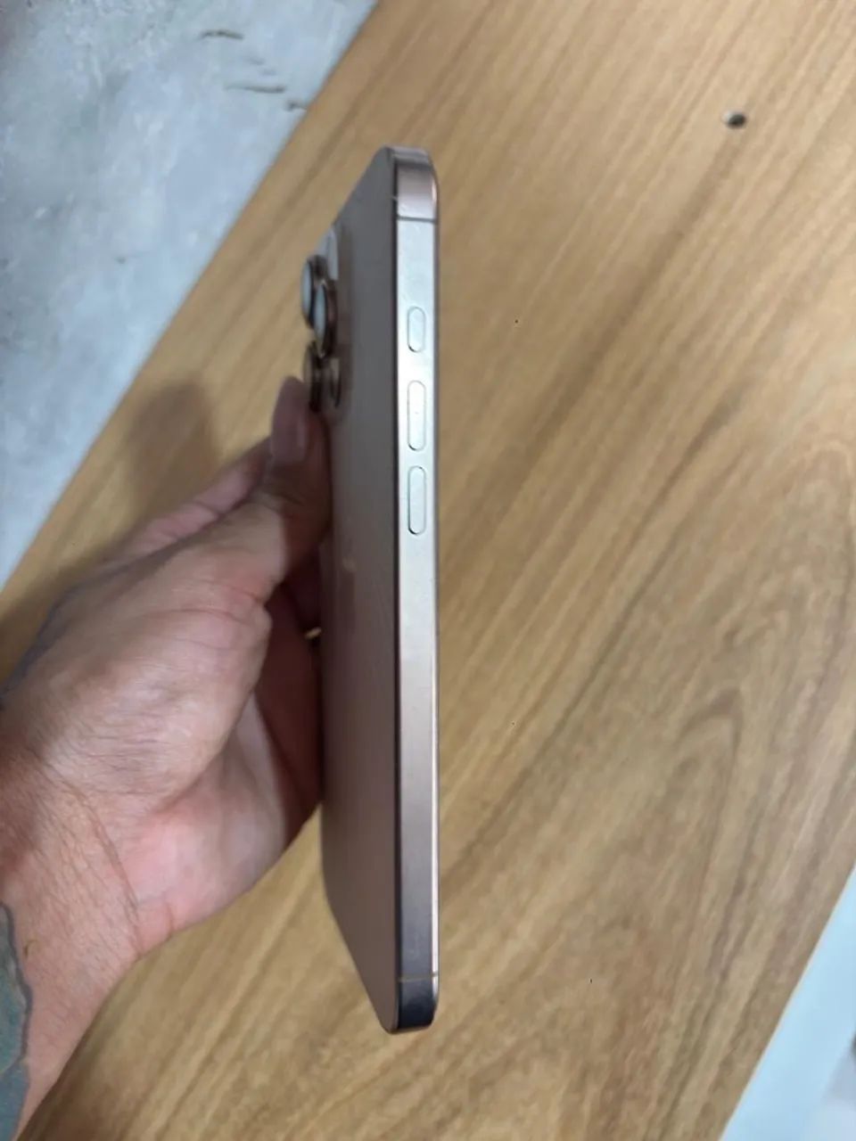 iPhone 16 pro max  - Foto 3