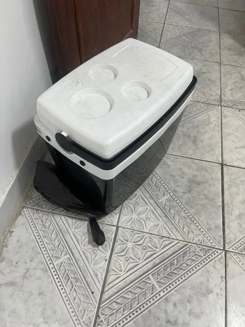 Cooler