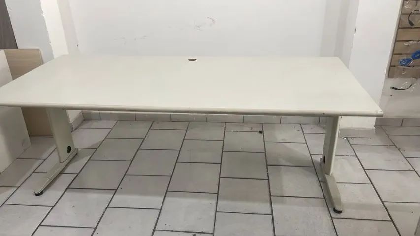 Mesa de Escritório Reta Branca