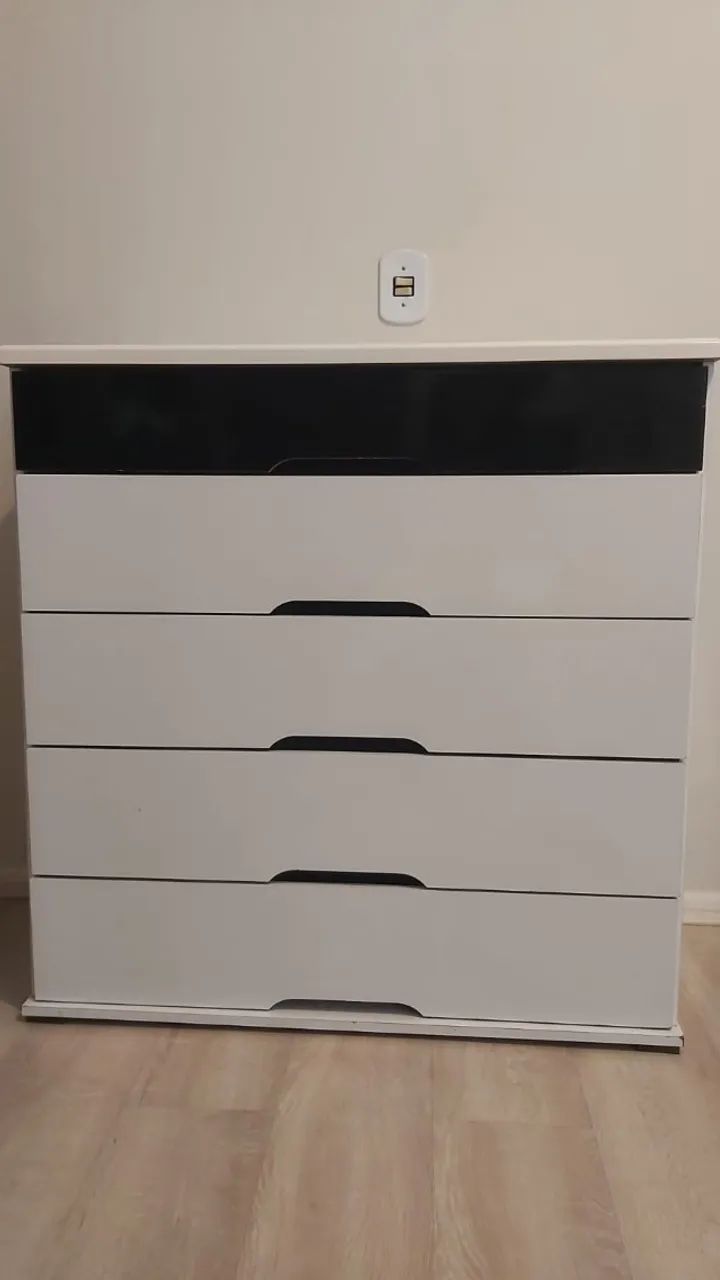 Cômoda de quarto 5 gavetas