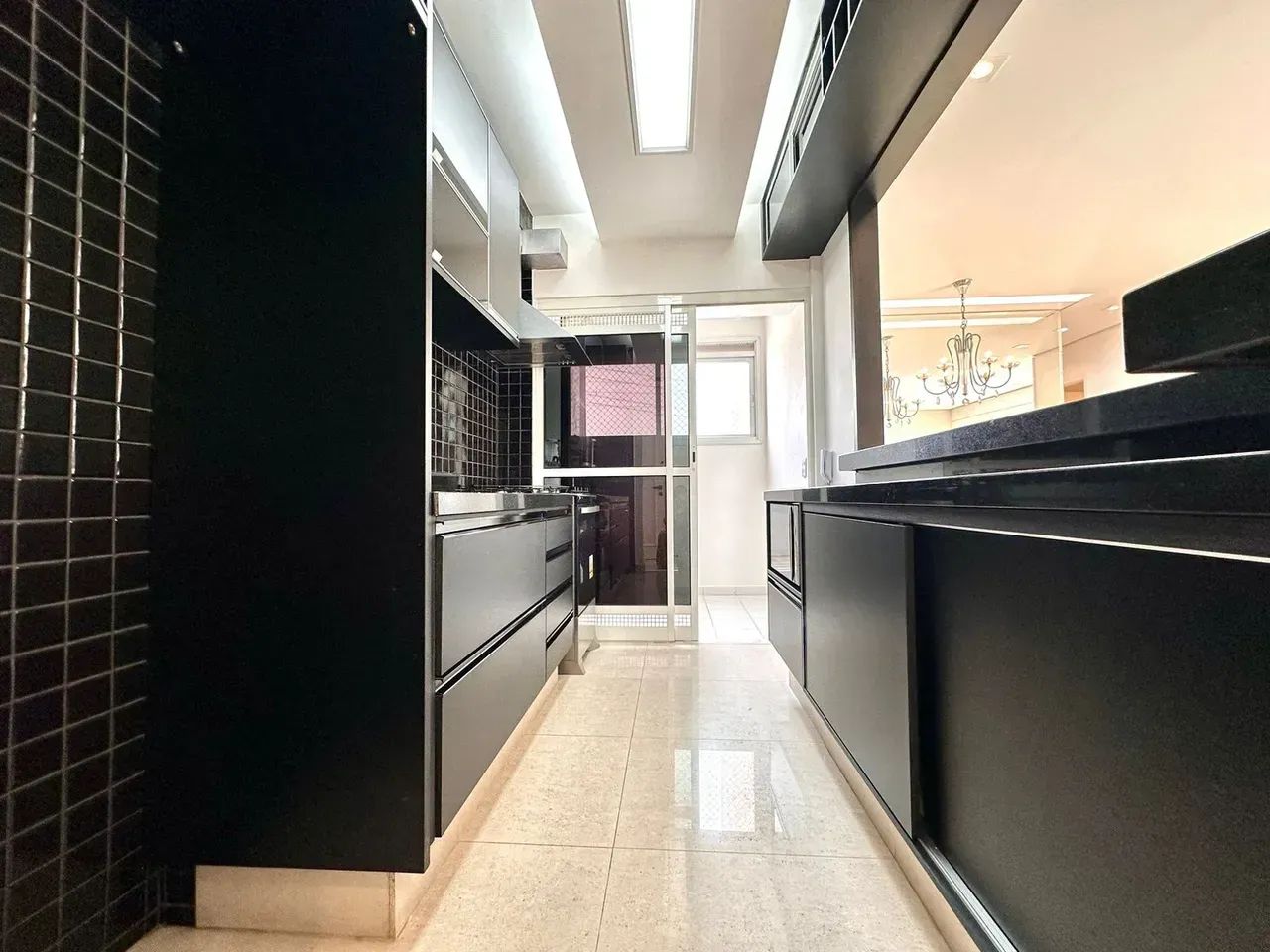 Imóvel para aluguel possui 80 metros quadrados com 2 quartos em Tamboré - Santana de Parna